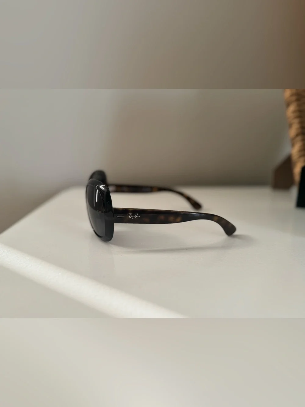 Ray-Ban Jackie Ohh II - Polished Light Havana Frame & Green Solid Classic Lens